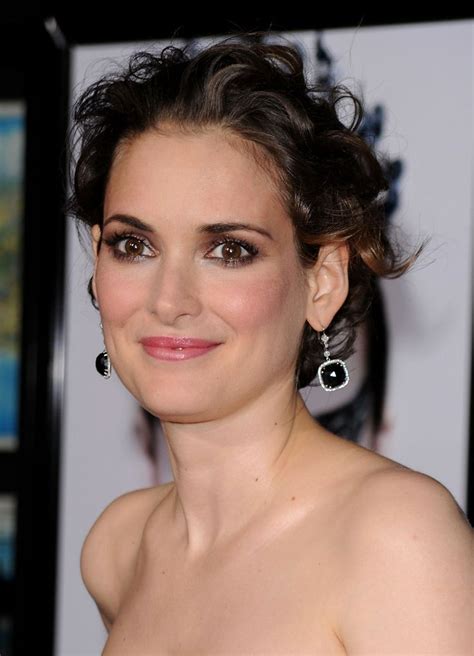 As She Turns 52, Enjoy Winona Ryder’s Best Beauty。